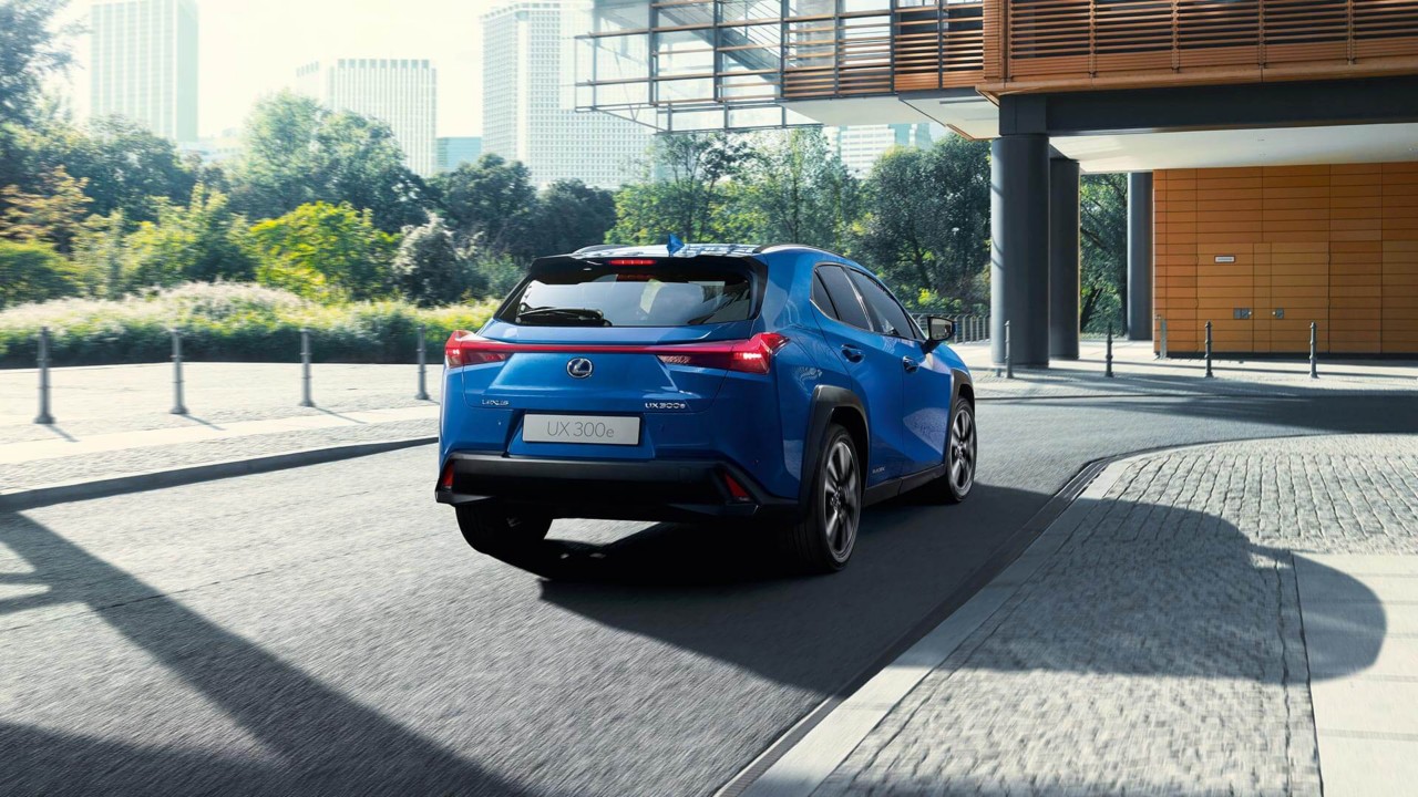 Lexus UX 300e 