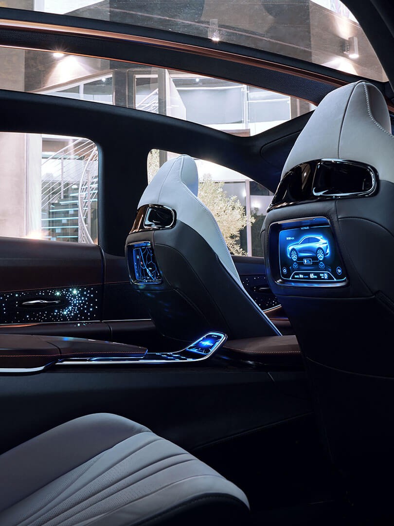 Lexus LF-1 Limitless concept car rear seats interior 